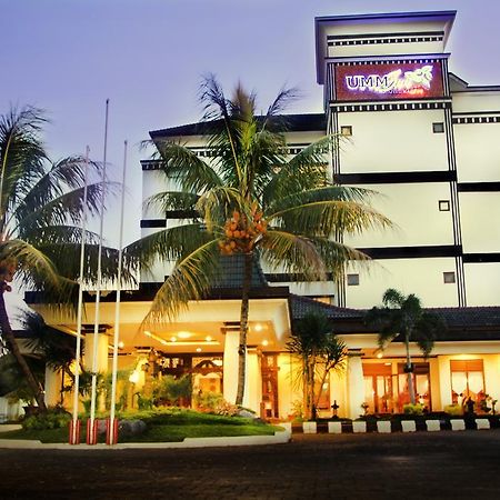 Umm Inn Hotel Malang Exteriér fotografie